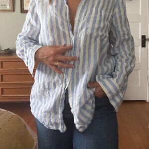 Gap white/blue striped linen boyfriend shirt